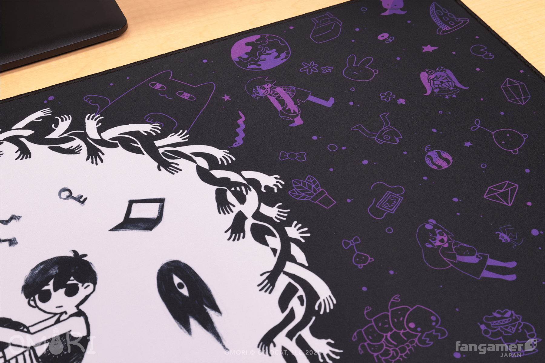 OMORI」- ヘッドスペース デスクマット - Fangamer Japan OMORI」- ヘッドスペース デスクマット - Fangamer Japan