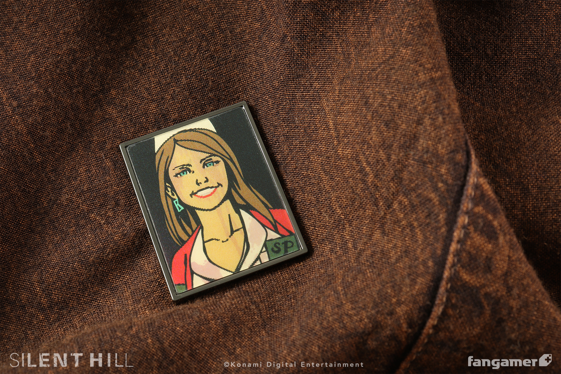 SILENT HILL」- 血塗れのリサ レンチキュラーピンバッジ - Fangamer Japan SILENT HILL」- 血塗れのリサ レンチキュラーピンバッジ - Fangamer Japan