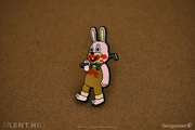ウサギのロビー ピンバッジ Thumbnail